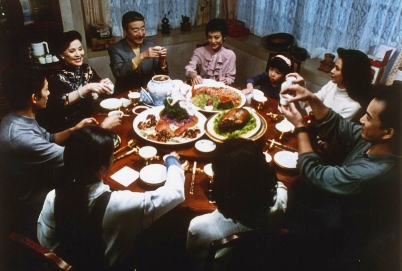 중국인들의 음식과 주류 문화를 잘 표현한 영화  ‘음식남녀’(1994) 한 장면.