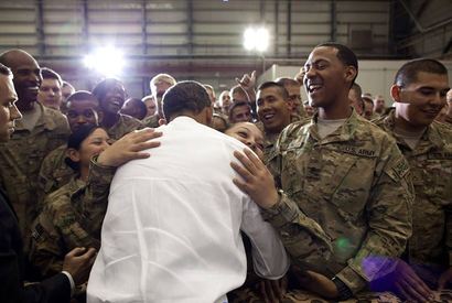 아프가니스탄 미군 부대를 방문한 오바마의 사진. 사진=백악관 공식 홈페이지