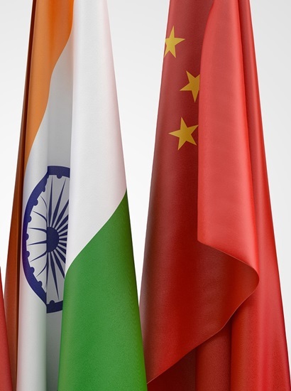 이제 막 들기 시작한 햇볕으로 그동안 꽁꽁 얼어붙었던 인도와 중국 관계에 매화가 피어날지는 아직은 시기상조다.