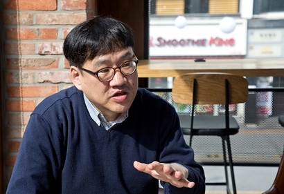 박종식 사회발전연구소 전문연구원은 ‘조선산업 사양산업론’, ‘중일 샌드위치론’을 반박했다. 사진=고성준 기자