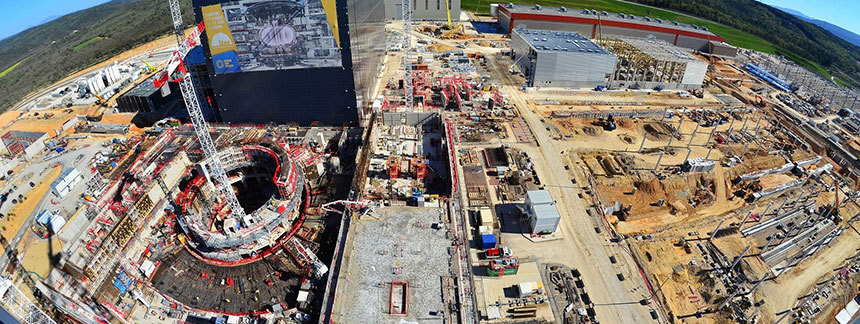 현재 유럽, 일본, 러시아, 대한민국 등 34개국이 참여해 핵융합 발전의 상용화를 위한 국제 공동 연구를 진행하고 있다. 국제 핵융합 실험로(International Thermonuclear Experiental Reactor, ITER)라는 이 프로젝트는 현재 가장 거대한 규모의 과학 프로젝트 중 하나다. 사진=ITER