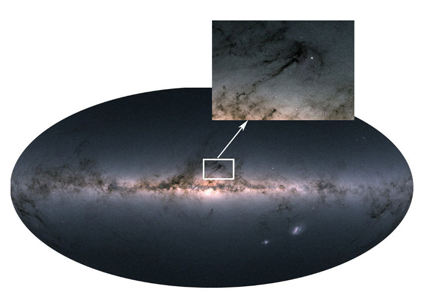 가이아 위성으로 촬영한 우리 은하 중심의 별 형성 지역 중 하나인 뱀주인자리 로별 부근의 모습. 사진 속 밝게 빛나는 점이 별이 새롭게 태어나고 있는 지역이다. 새로운 별들이 태어나기 위해 반죽되고 있는 어두운 먼지들의 흐름도 함께 확인할 수 있다. 이 사진은 가이아 위성이 각기 다른 필터로 22개월에 걸쳐 촬영한 모습이다. 사진=ESA/Gaia/DPAC, CC BY-SA 3.0 IGO