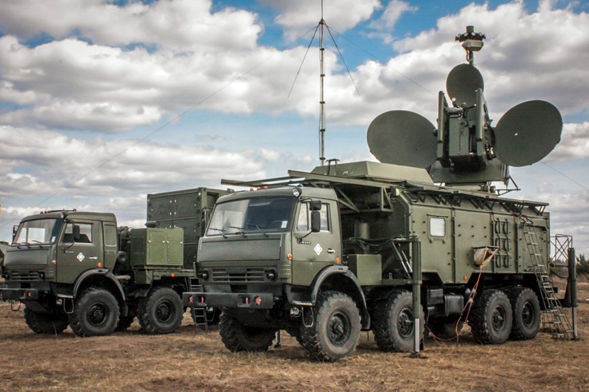 인공위성 전파방해가 가능한 러시아의 크라수하 전자전 차량. 사진=러시아 국방부