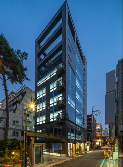 카사의 첫 번째 수익증권 발행 부동산은 서울 강남구 역삼동 상업용 건물 ‘런던빌’이다. 사진=카사코리아 제공