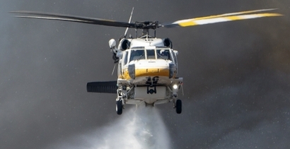 강원소방의 다목적 대형 소방헬기 도입에 뛰어드는 미 시콜스키사의 S-70i 파이어호크는 다목적 군용헬기의 대명사인 ‘블랙호크’를 기반으로 만들어진 소방헬기이다.