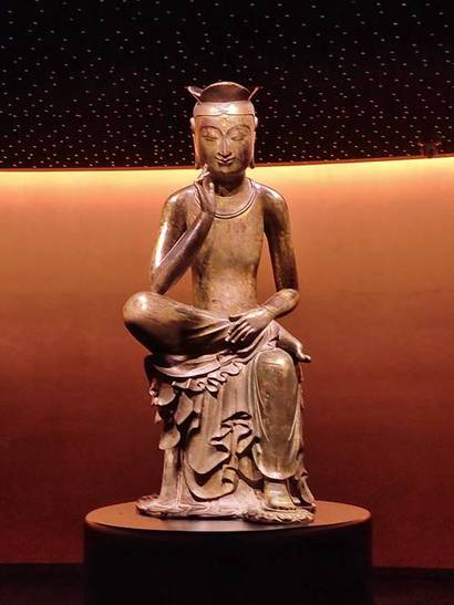 이 금동미륵보살반가사유상(1962-2)은 동양불교 조각사의 기념비적인 작품으로 꼽힌다. 사진=구완회 제공