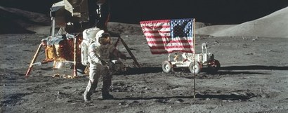 아폴로 달 탐사 미션 중 과학자가 제대로 참여한 최초이자 마지막 미션이 되어버린 아폴로 17호의 탐사 모습. 사진=NASA