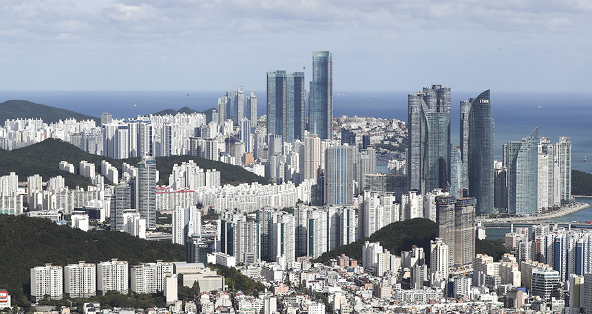 해운대구 일대 아파트와 고층빌딩 모습. 기사의 특정 내용과 관련 없다. 사진=연합뉴스