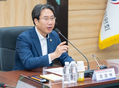 지난달 30일 서울 종로구 정부서울청사에서 열린 정례브리핑에 참석한 최장혁 개인정보보호위원회 부위원장. 사진=개인정보보호위원회 제공