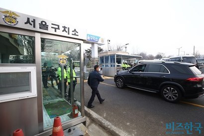 윤석열 대통령이 수감 중인 경기도 의왕시 서울구치소. 윤 대통령 구속 이후 일부 공간을 비워두면서 과밀화가 더 심각해졌다는 증언이 나온다. 사진=임준선 기자